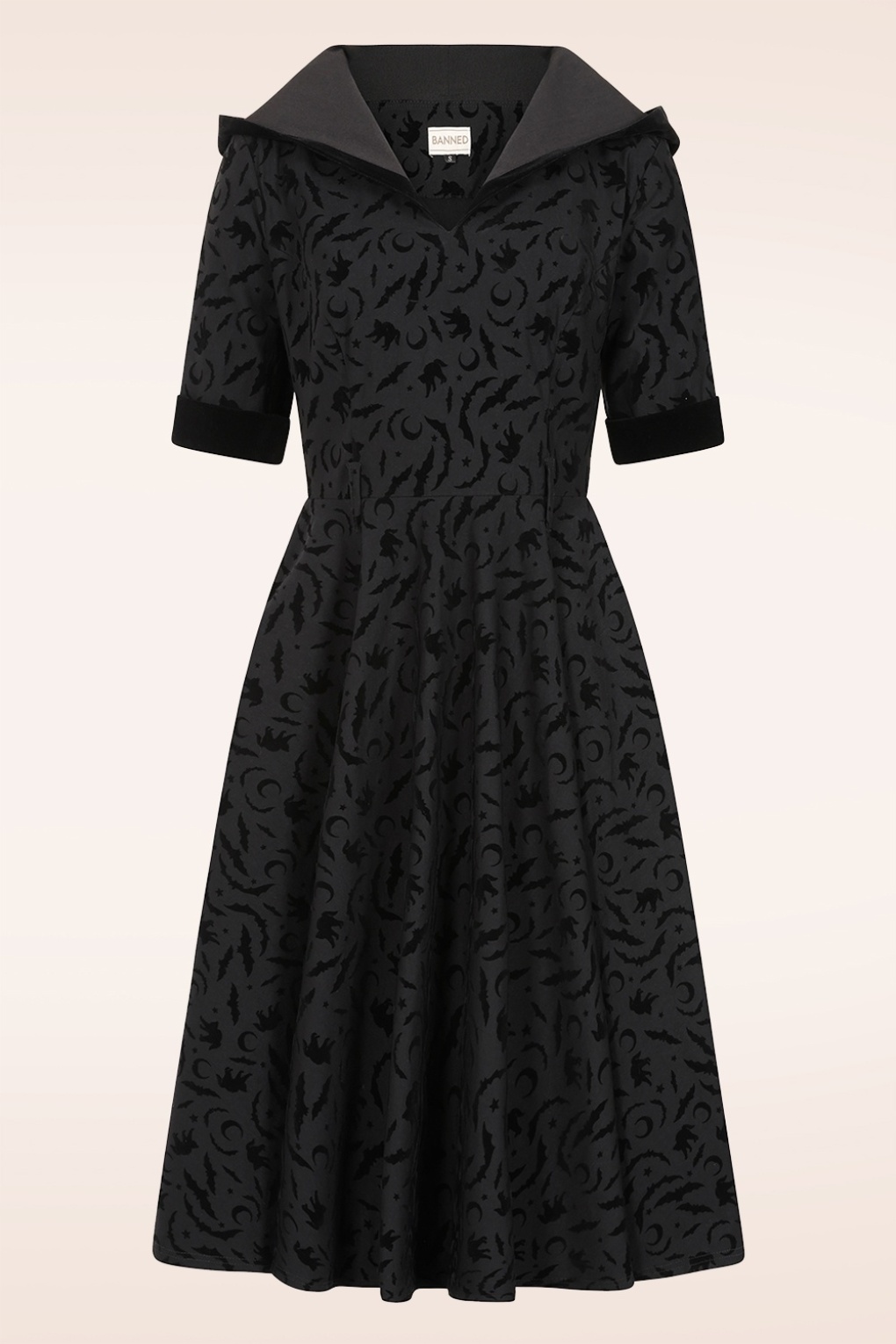 282010-Banned-53978-Dress-Semi-Swing-Halloween-Cape-250115-001W-full