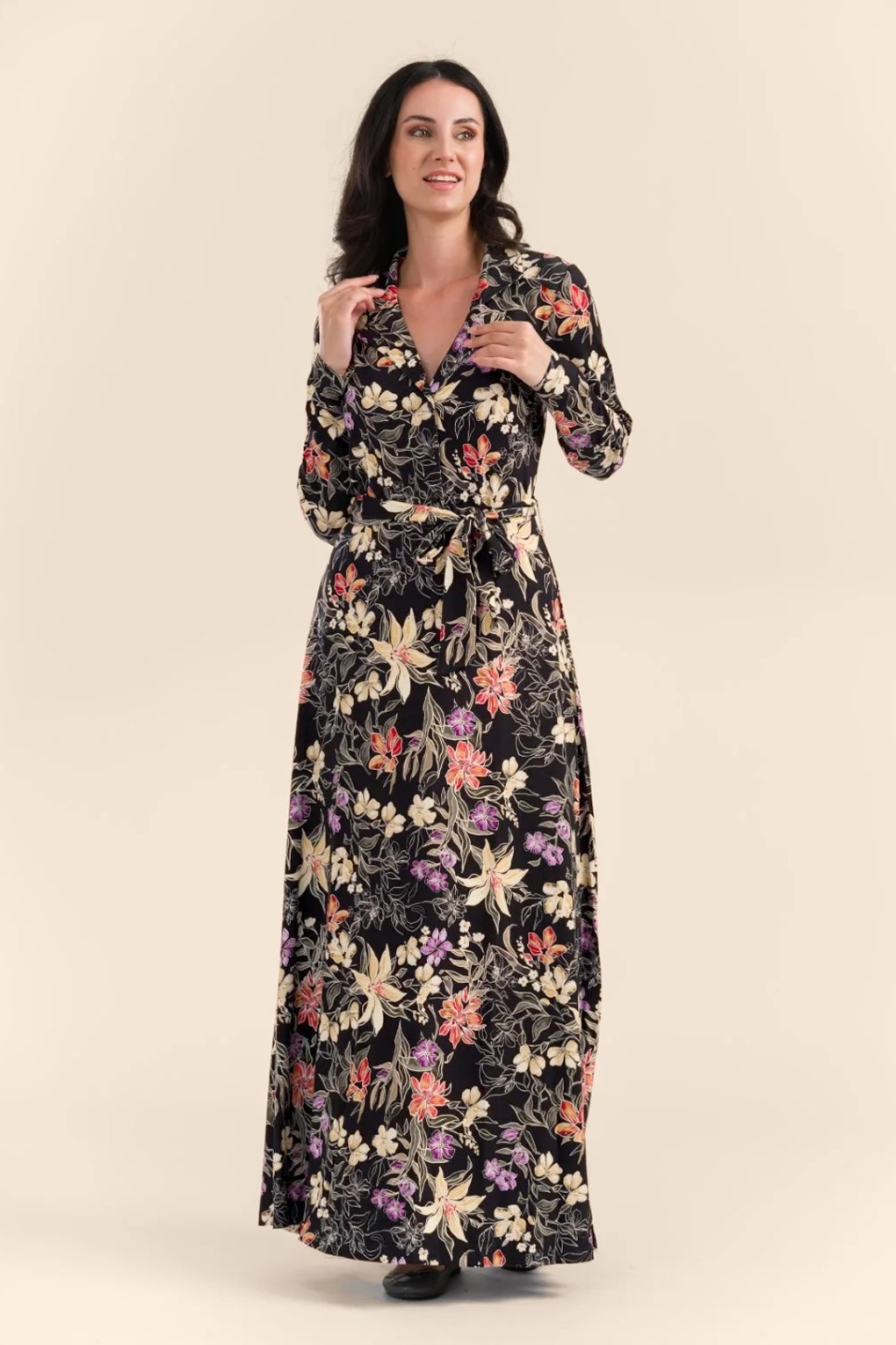 268939-LaLamour-51724-Botanica-MaxiDress-Floral-Black-240829-005LW-full